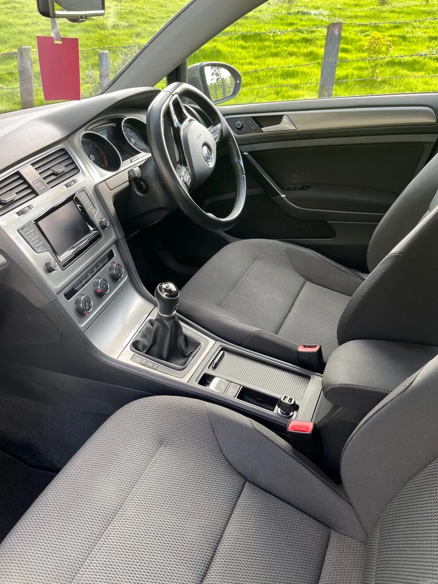 Volkswagen Golf Match TDI 2015 - Image 4