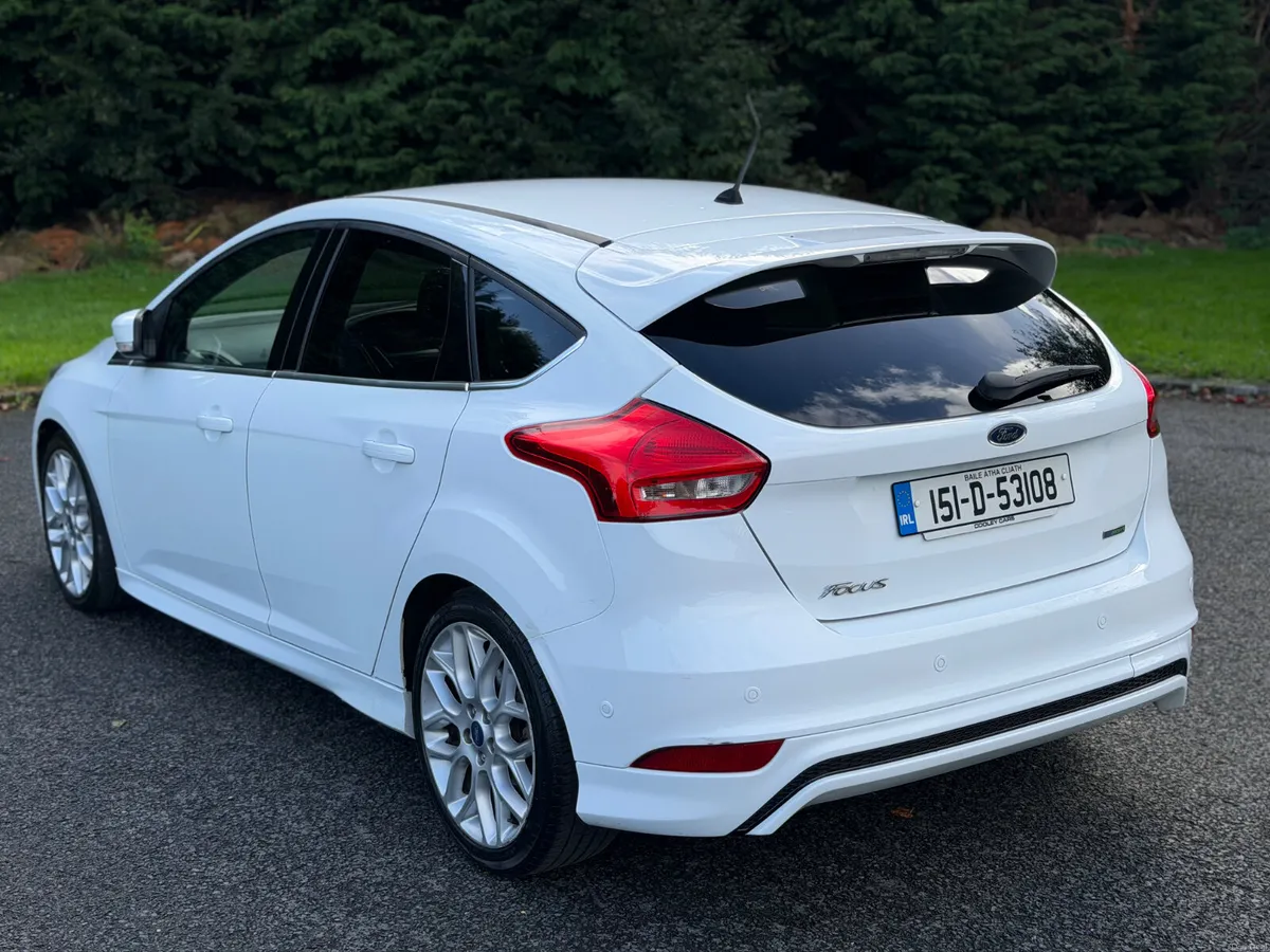 Ford Focus 2015 EcoBoost ST / Full SERVICE - Image 4