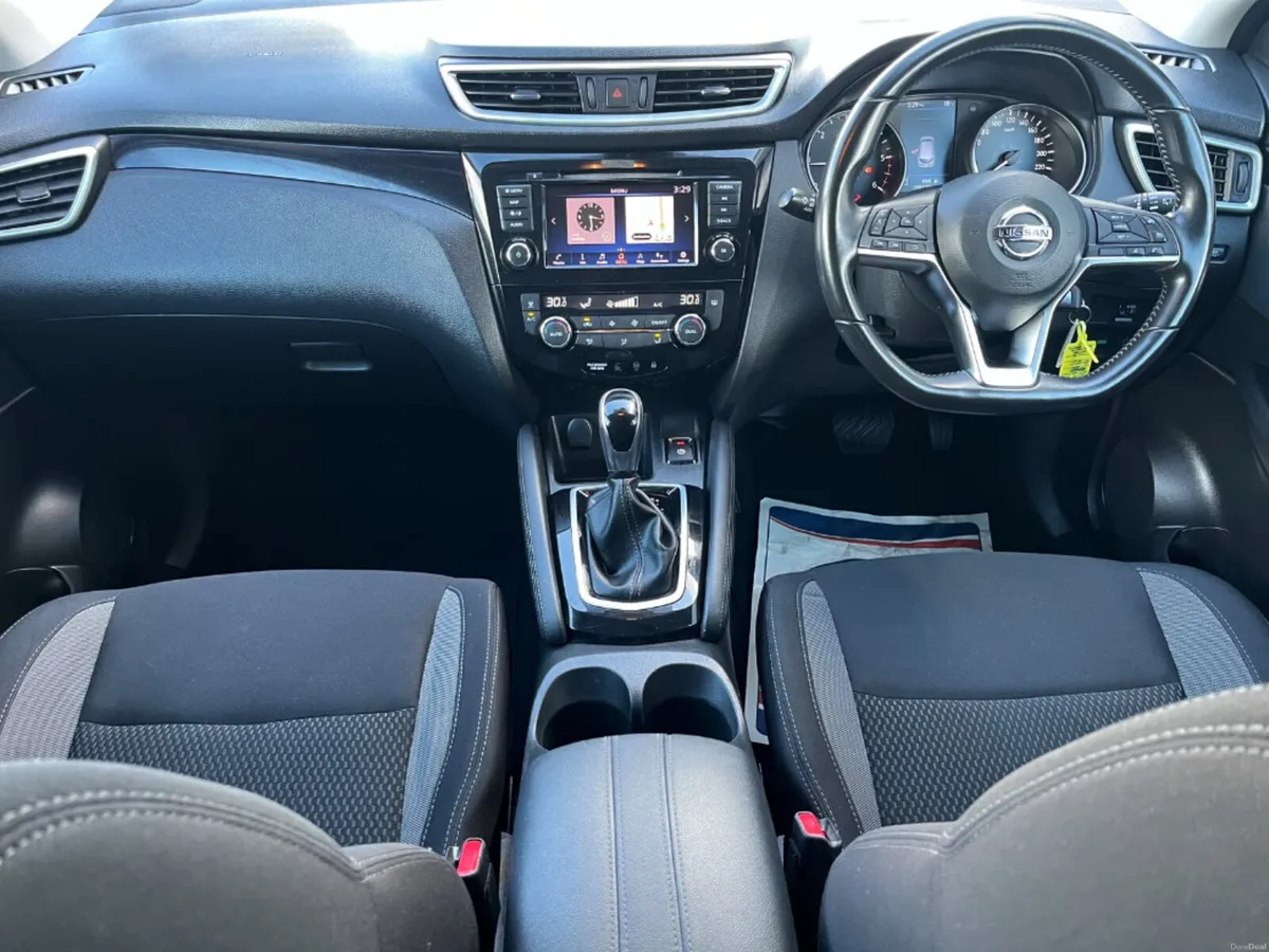 Nissan Qashqai 1.5 DSL SV 5DR AUTO*QUALITY ASSURED - Image 6