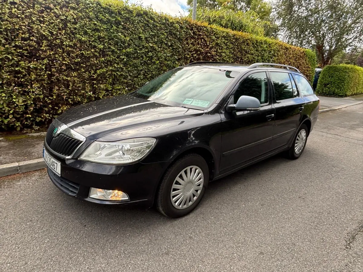 2011 Skoda Octavia 1.6TDI, NCT 08/27! Tax 03/27! - Image 3