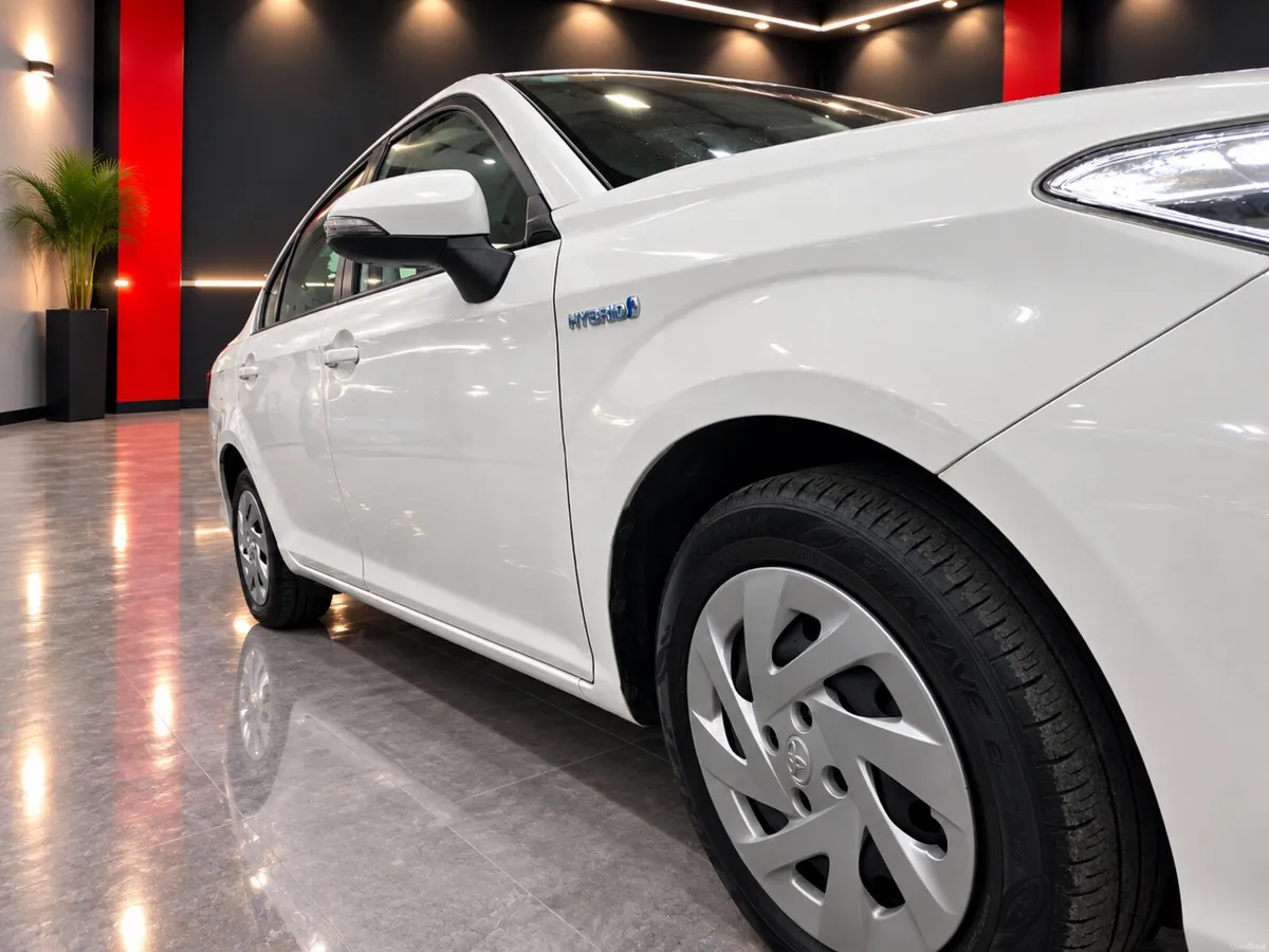Toyota Corolla Axio Hybrid (Low Kms) - Image 5