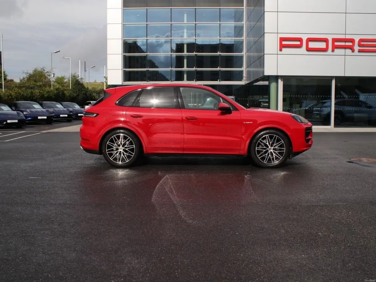 Porsche Cayenne E-Hybrid - Image 4