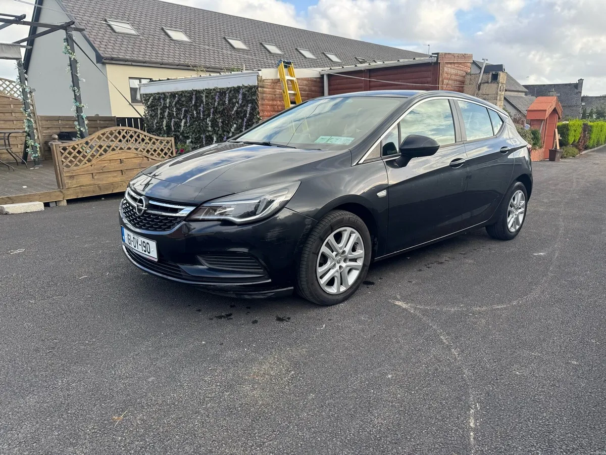 Opel Astra - Image 2