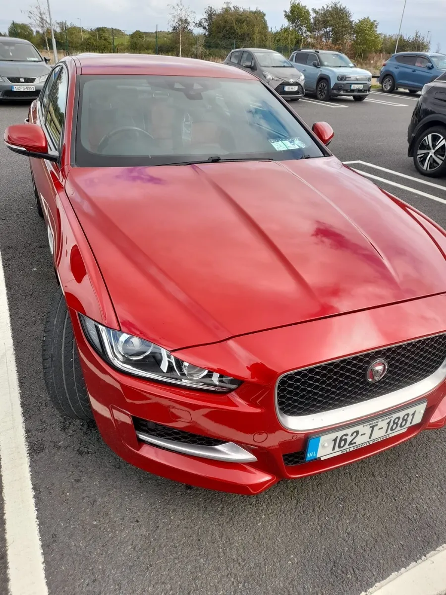 Jaguar XE 2016 - Image 4
