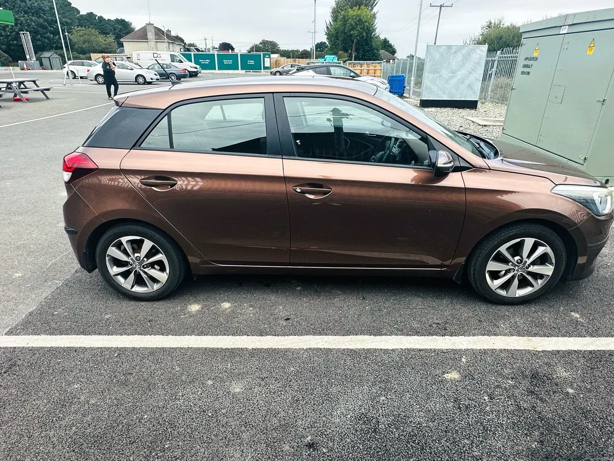 2015 Hyundai i20 SE 1.2 Petrol - Image 3