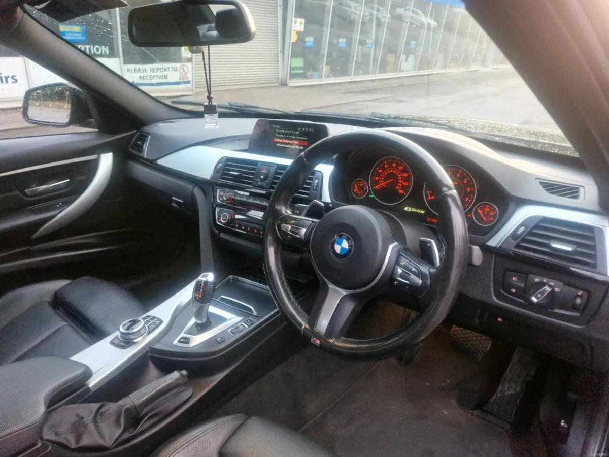 Bmw 330e msport - Image 5