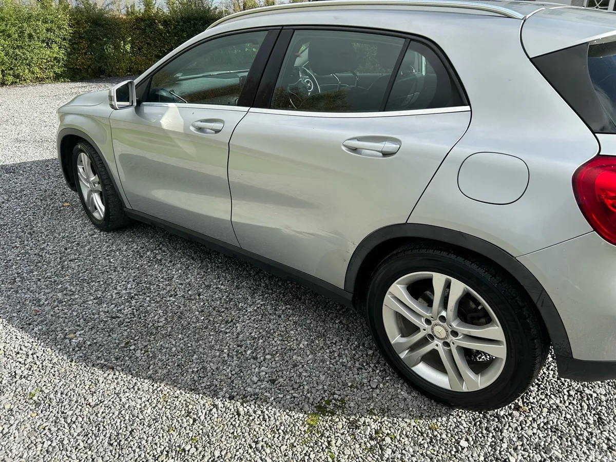 Mercedes GLA 200d automatic - Image 4