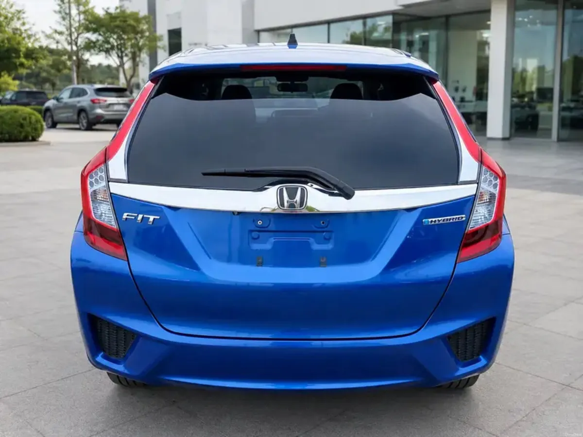 ❁ Honda Fit Hybrid ❁ Immaculate low mileage ❁ - Image 6