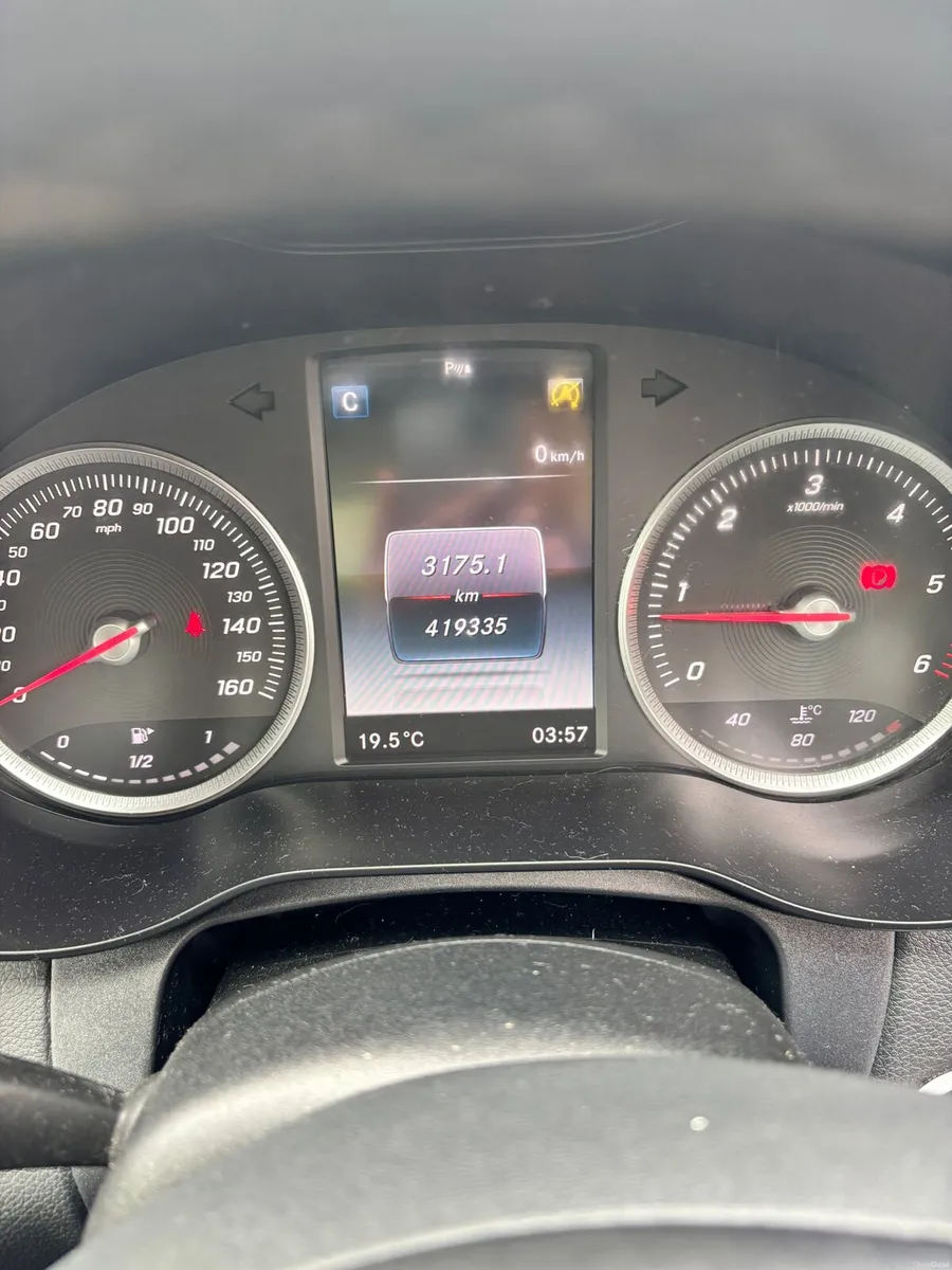 Car - Image 1
