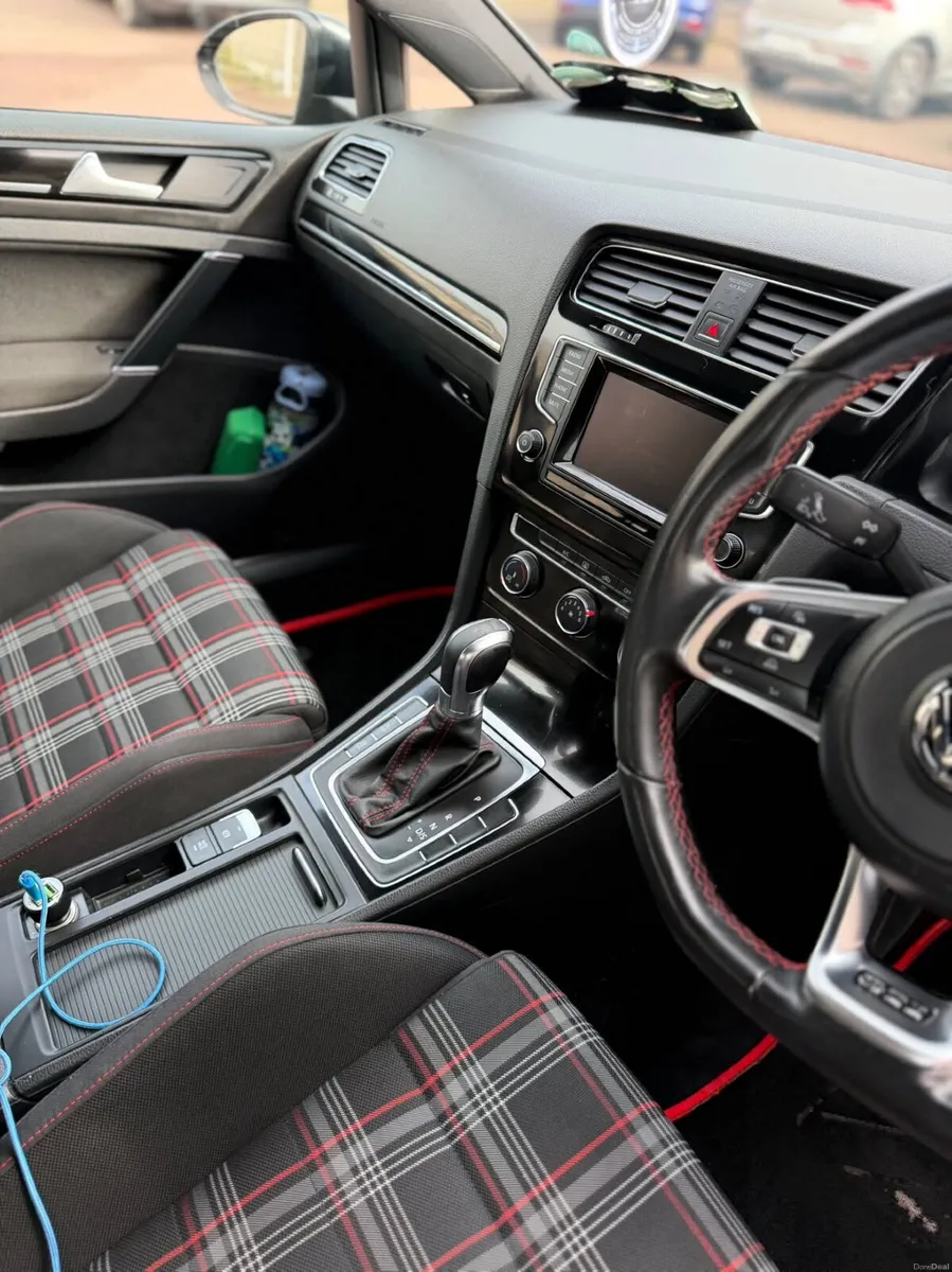 Volkswagen Golf  gti performance pack 2014 - Image 5