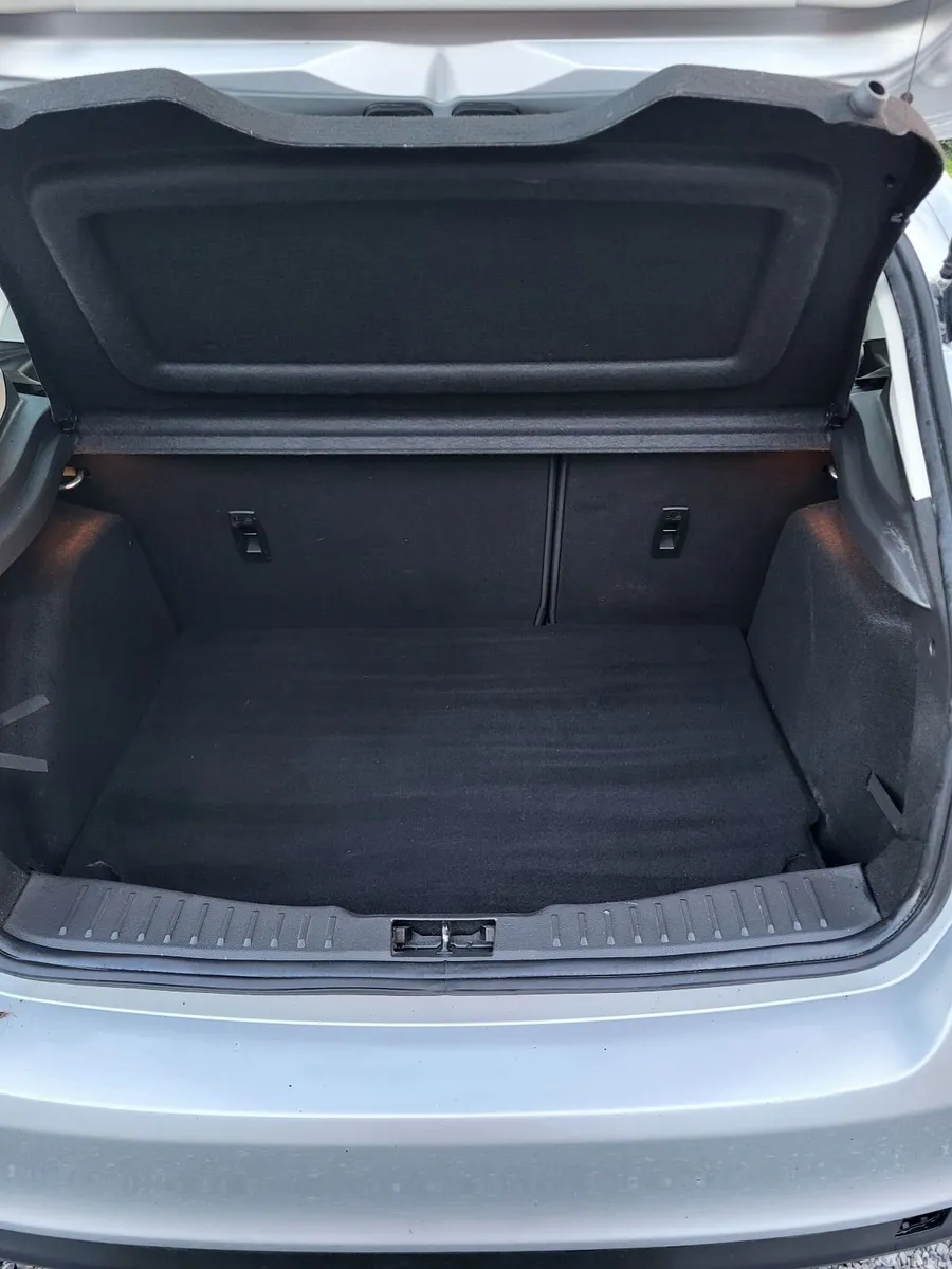 2016 Ford Focus 1.5 TDCI ZETEC 120PS - NCT 07/27 - Image 5
