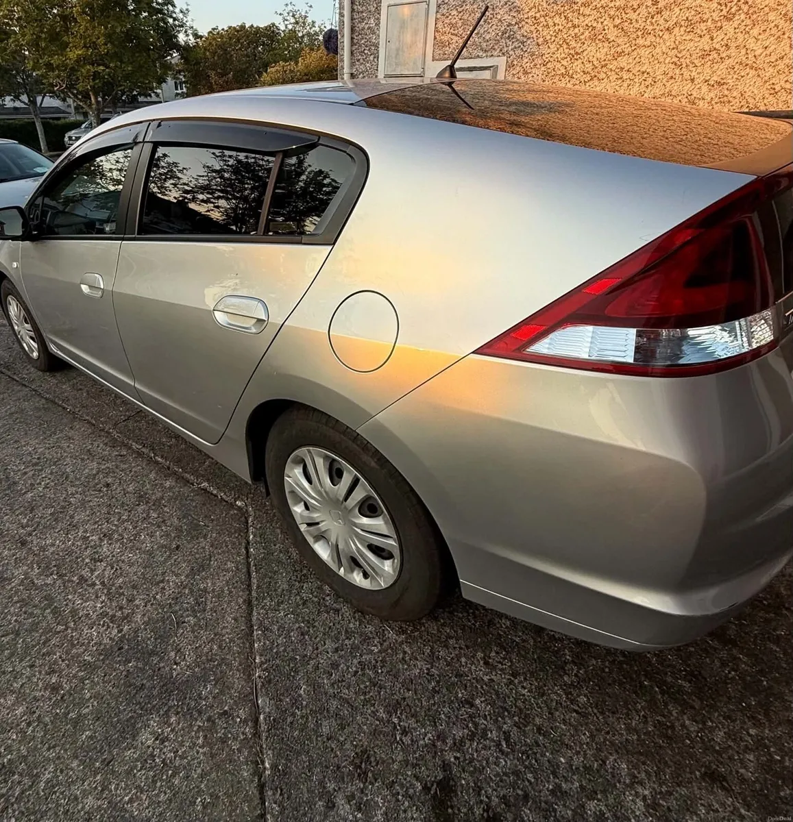 Car - Image 3