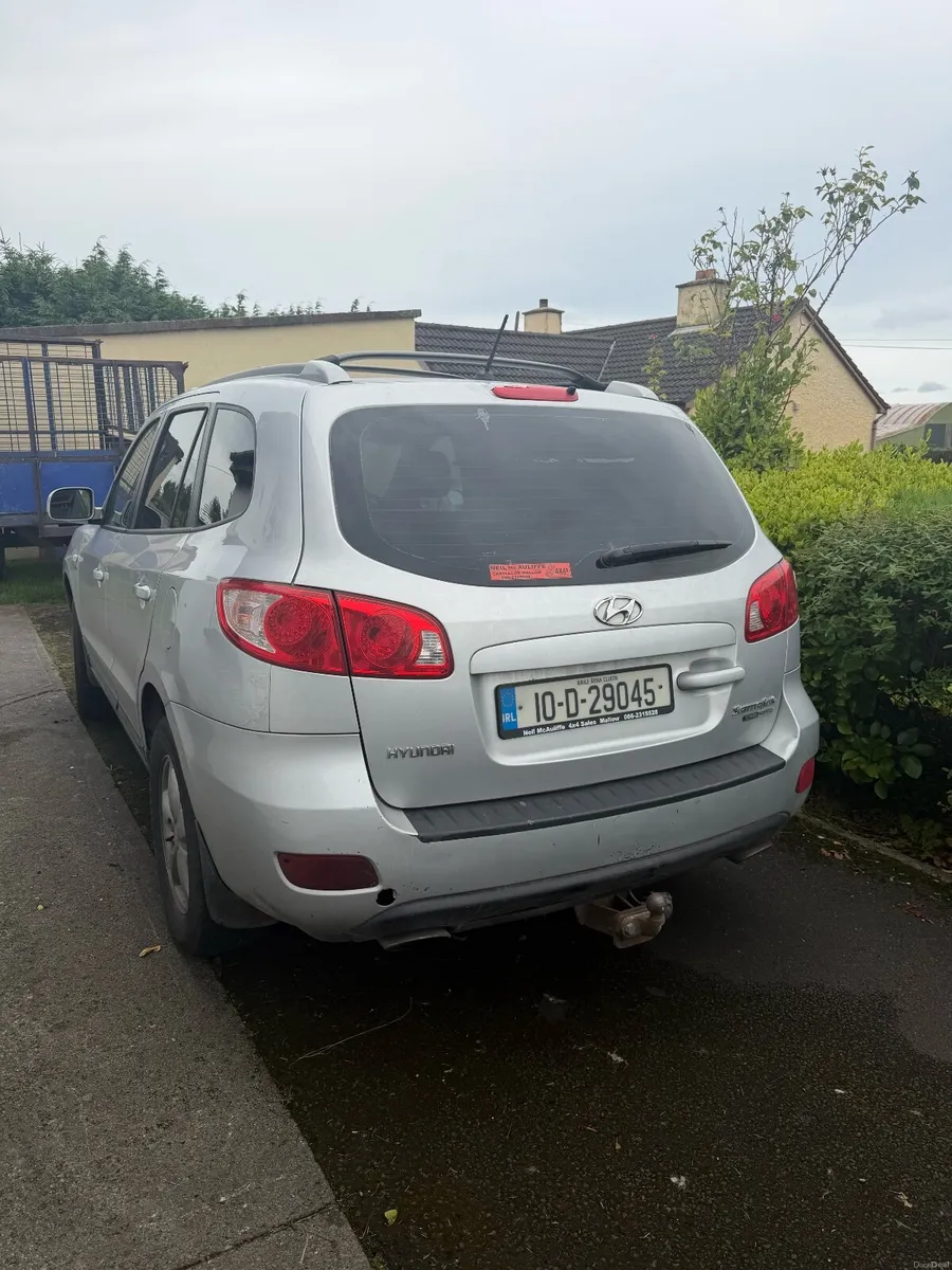 2010 Hyundai Santa Fe CRDi 4WD - Image 2