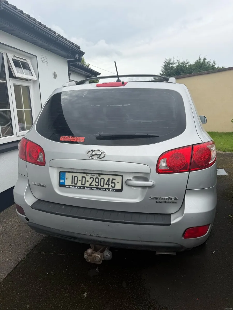 2010 Hyundai Santa Fe CRDi 4WD - Image 4