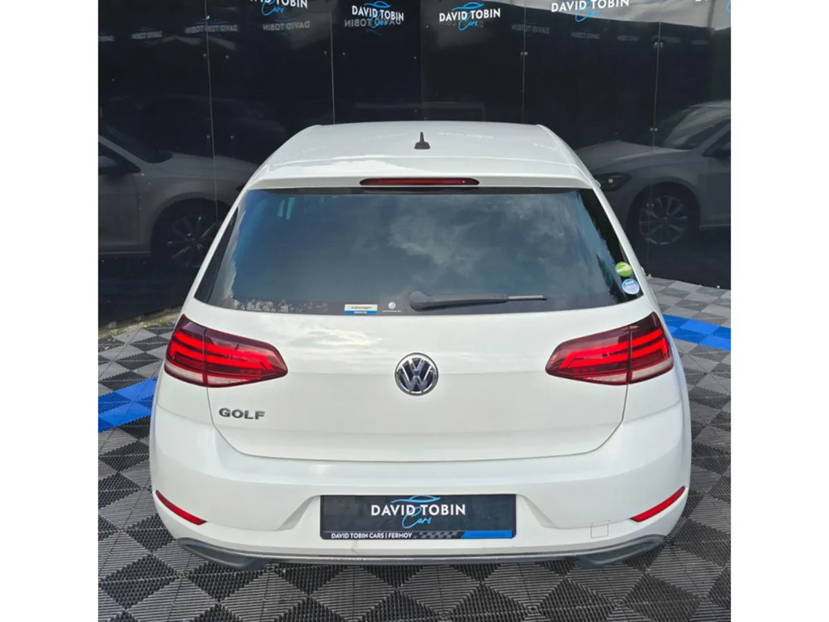 Volkswagen Golf 1.2 TSI AUTO - Image 4