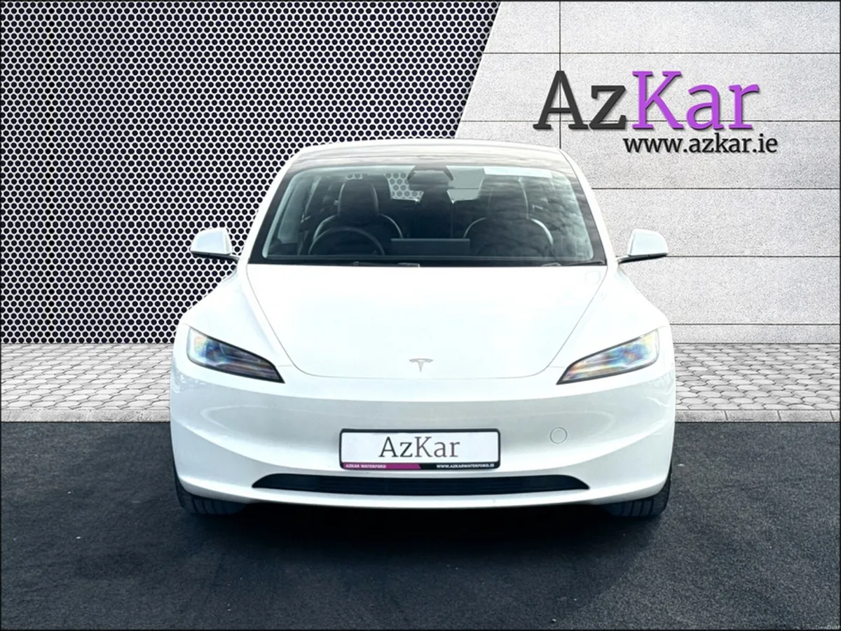 Tesla Model 3 2024 RWD PLUS NEW SHAPE 280BHP AUTOM - Image 2