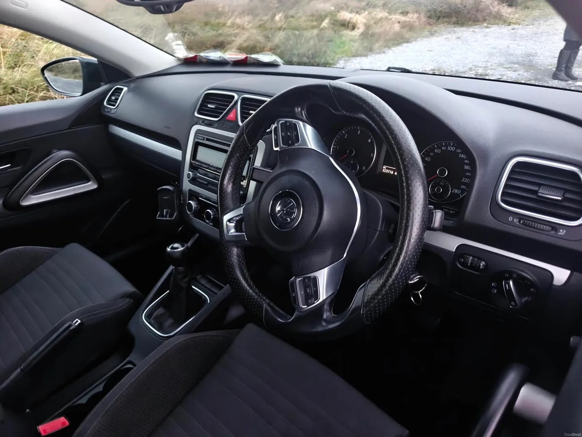 Volkswagen Scirocco - Image 6