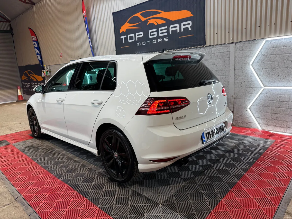2017 Volkswagen Golf 1.4 Petrol Automatic highline - Image 2