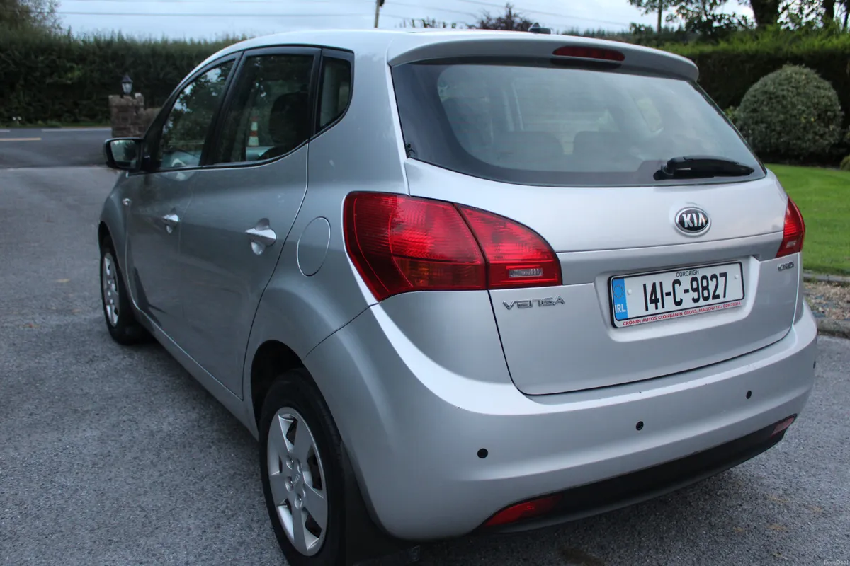 2014 KIA VENGA LX 1.4 CRDI - Image 6