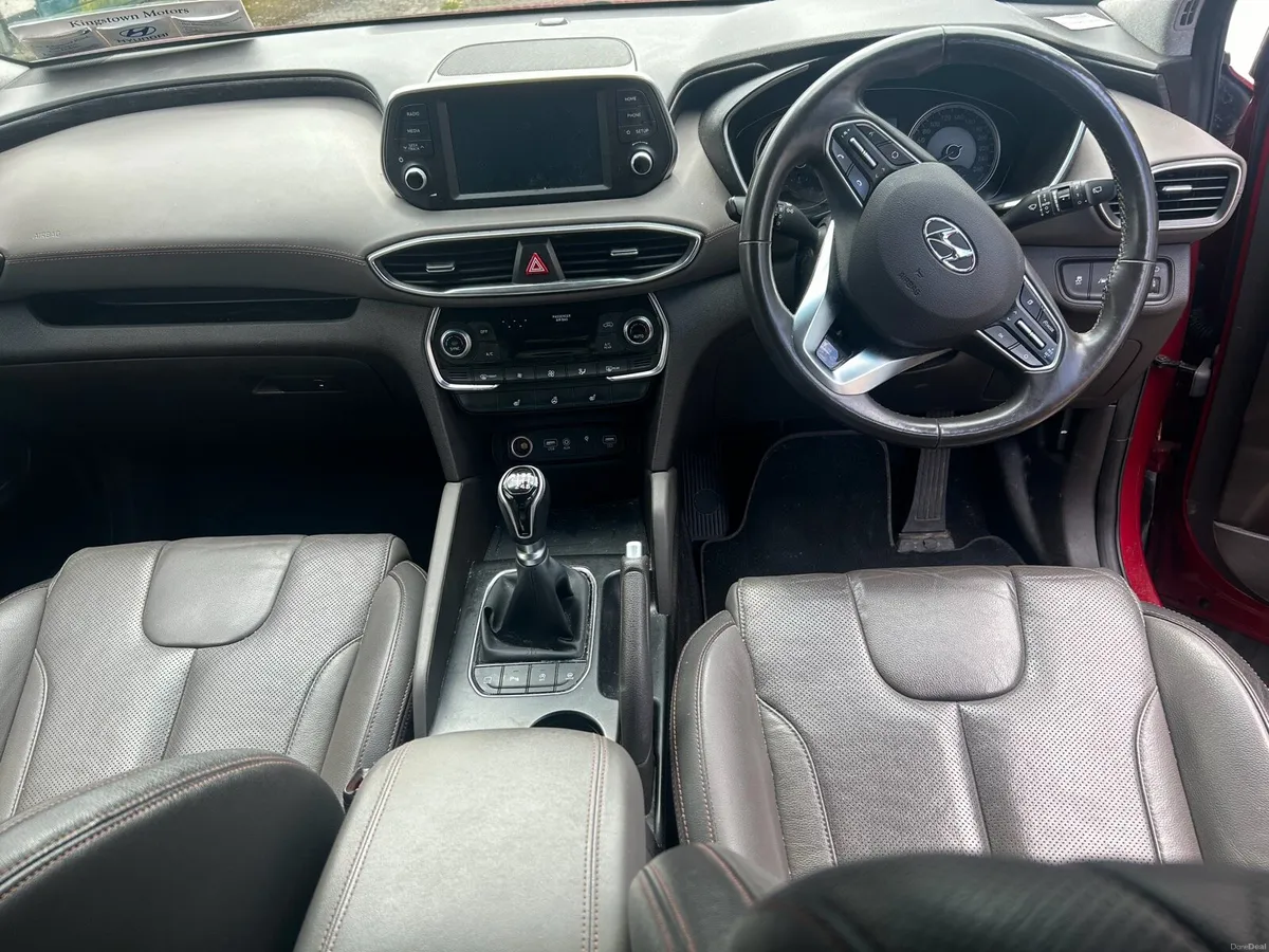 Hyundai Santa Fe Executive Plus 2.2 Diesel - Image 4