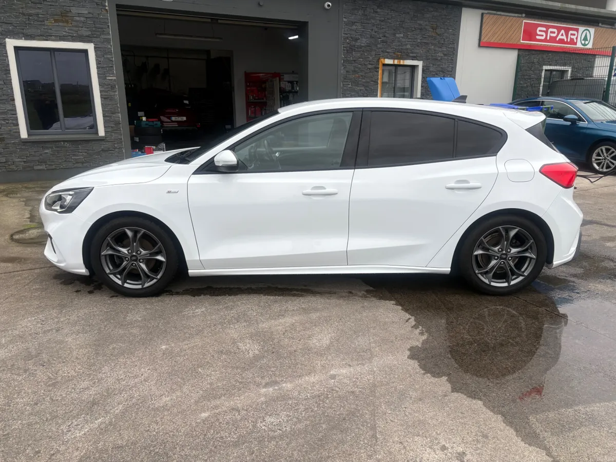 Ford Focus 2020 - Image 5