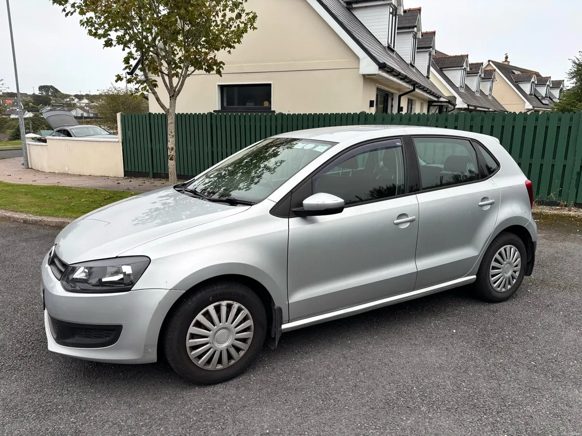 2011 Volkswagen Polo - Image 5