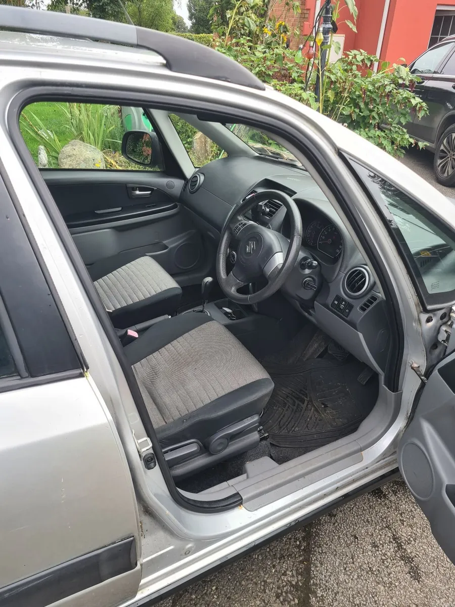 Suzuki SX4 2009 automatic - Image 2