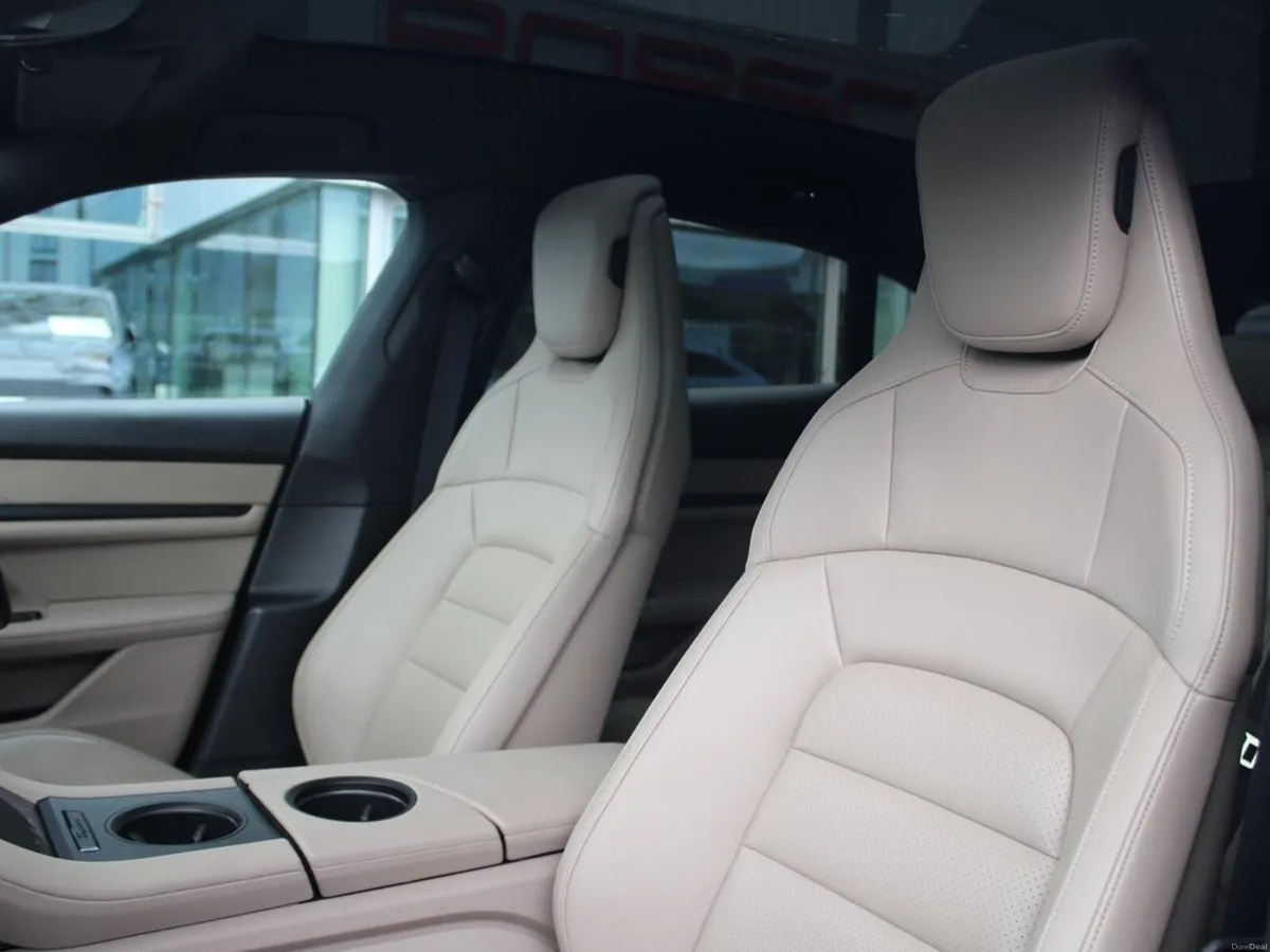 Porsche Taycan 4S Cross Turismo - Image 5