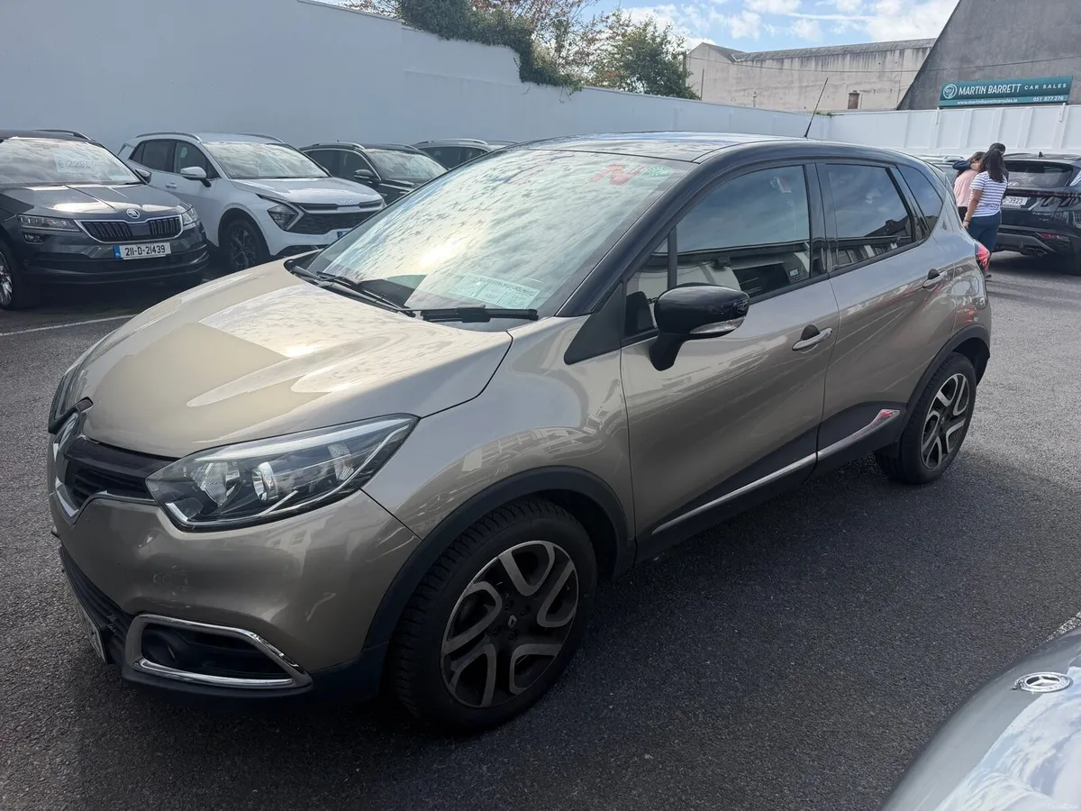 2016 Renault Captur 1.2 Petrol Automatic 86,000km - Image 1