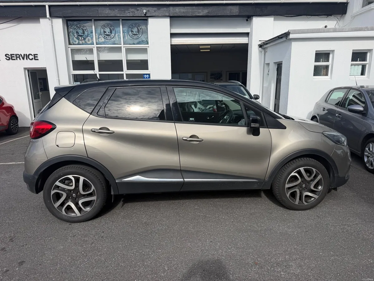 2016 Renault Captur 1.2 Petrol Automatic 86,000km - Image 3