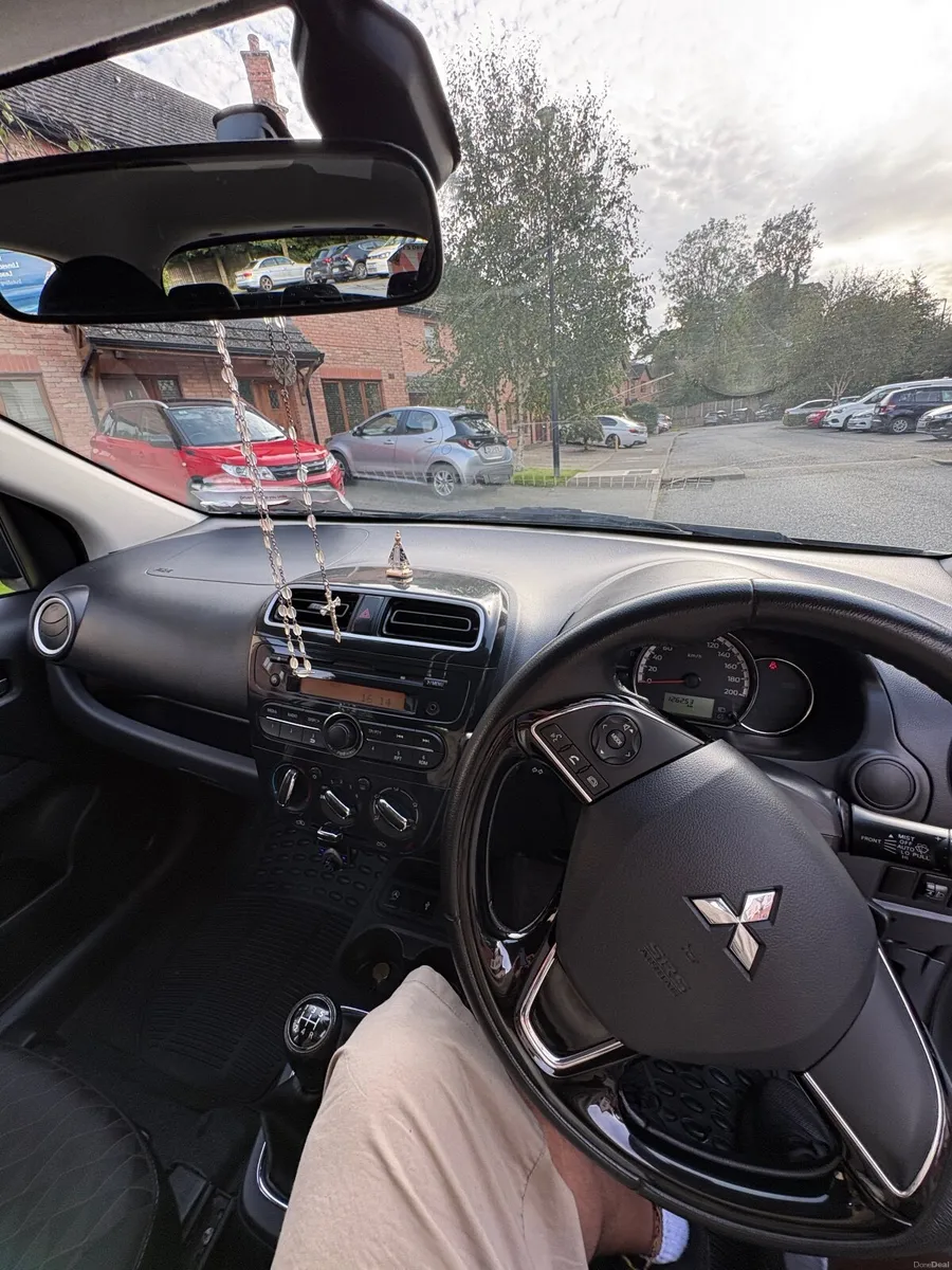 Mitsubishi Space Star 2021 - Image 3