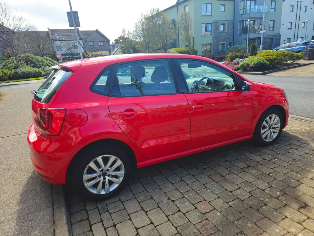 Volkswagen Polo 2015 - Image 5