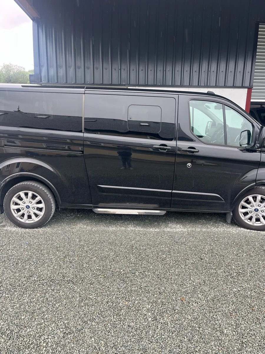 Ford Tourneo - Image 2