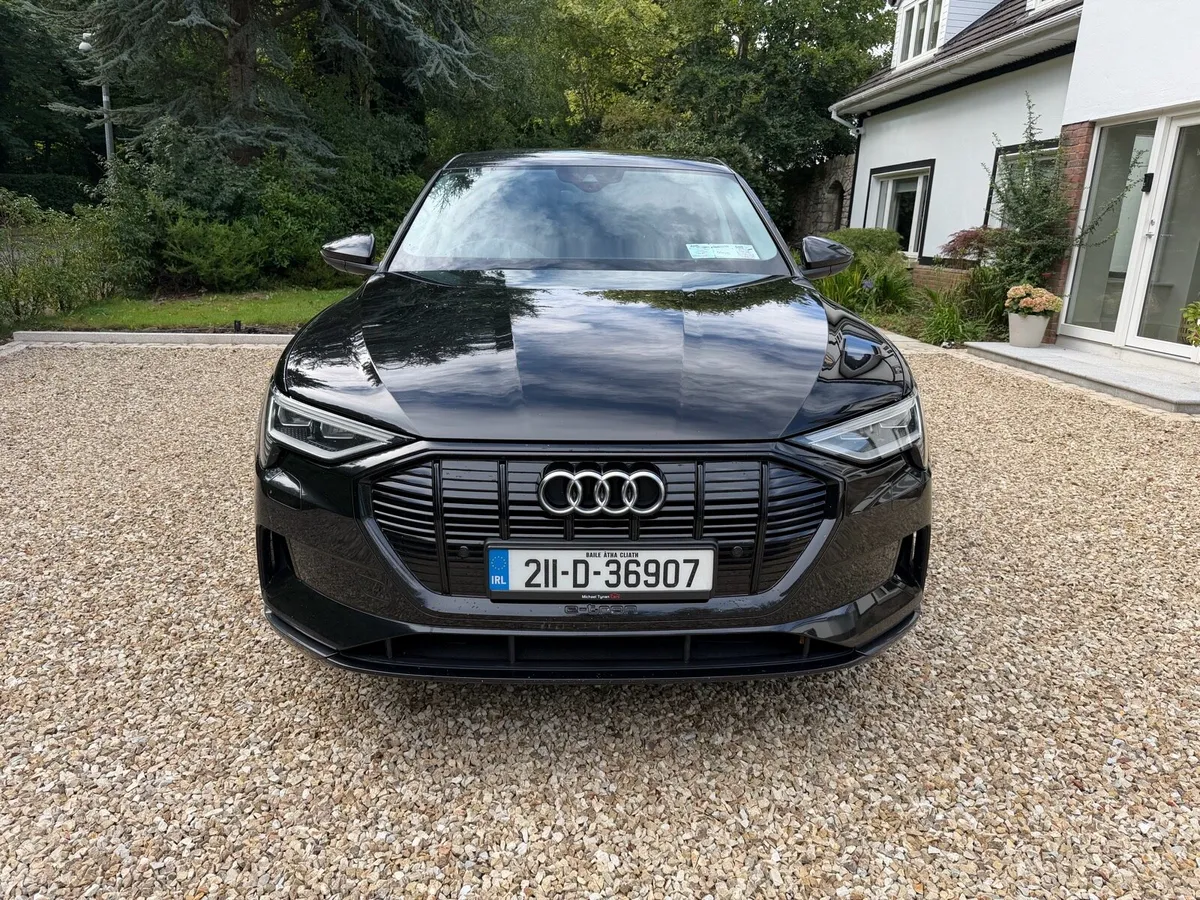 Car - Image 2