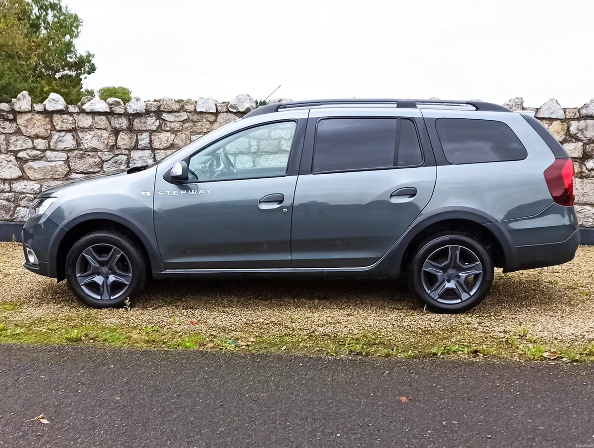 181 Dacia Logan 1.5D Stepway - Image 4