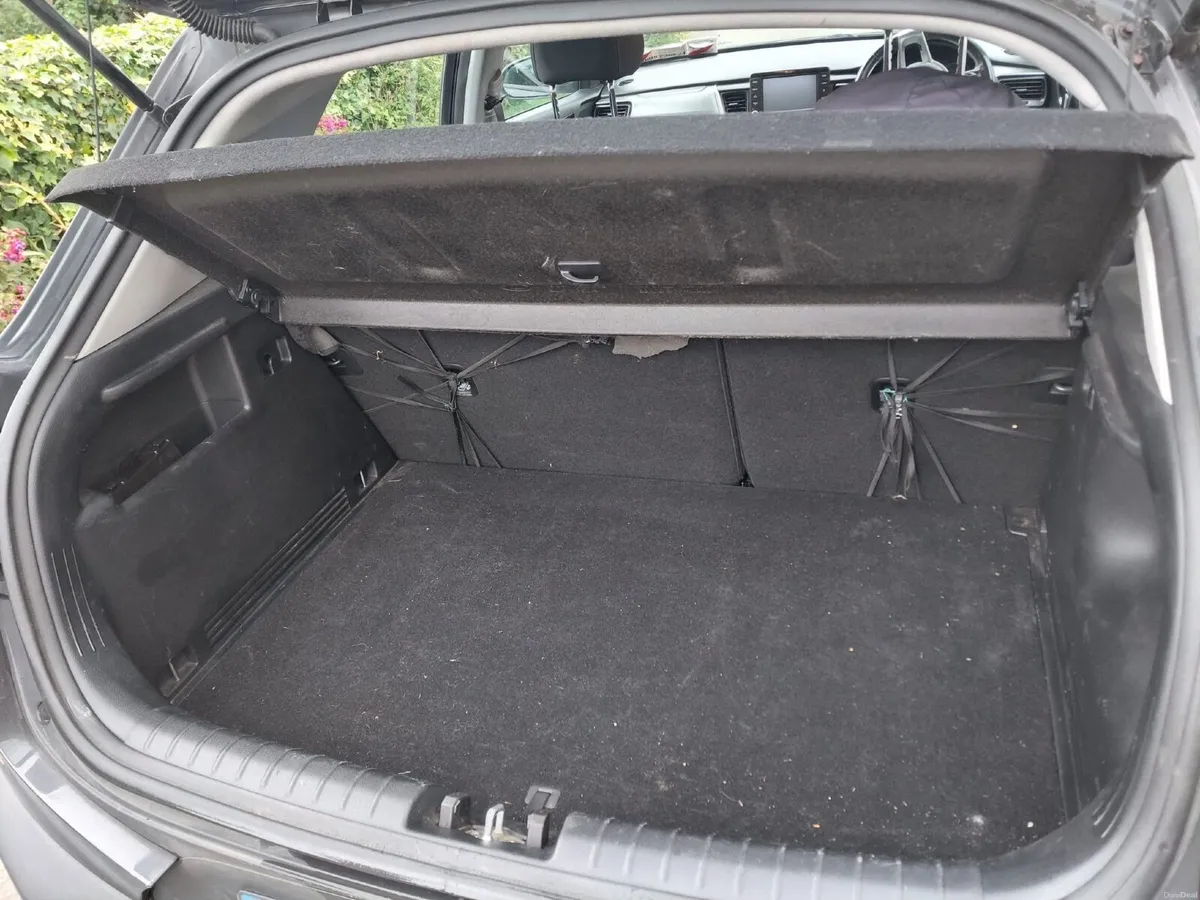 Kia Stonic 2018 - Image 5
