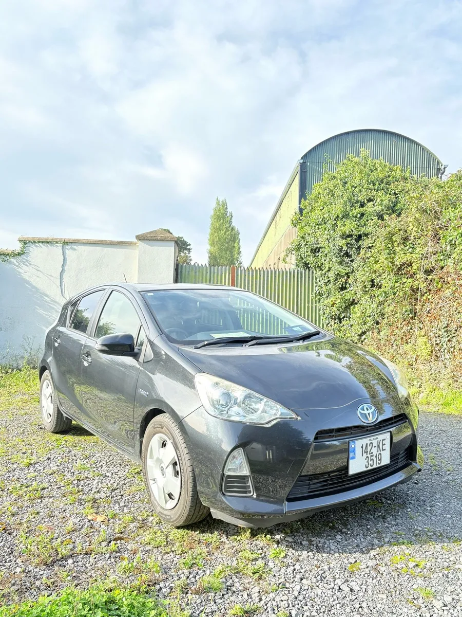 Toyota Aqua 142 Hyrbid Automatic - Image 3