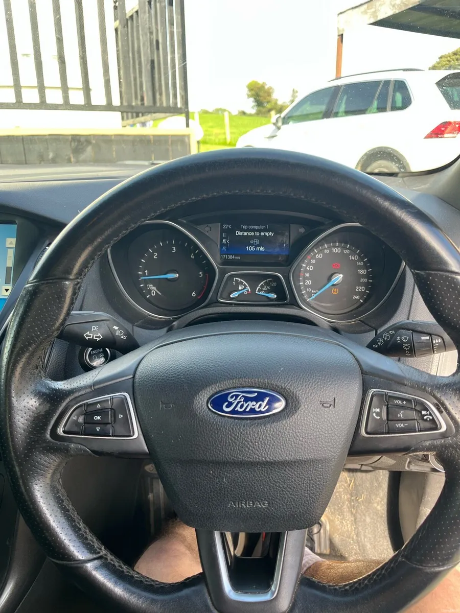 Ford focus - Image 5
