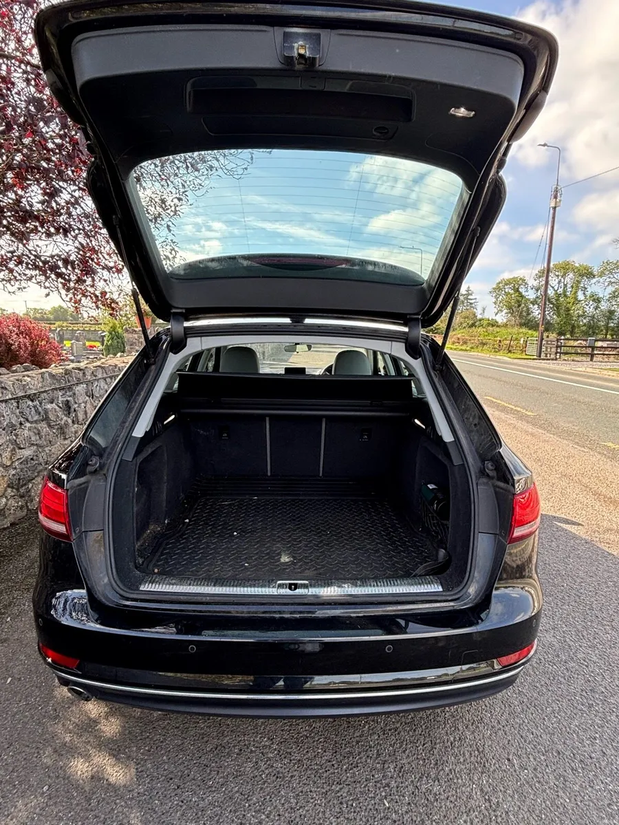 Audi A4 Avant 2.0L 2018 - Image 4