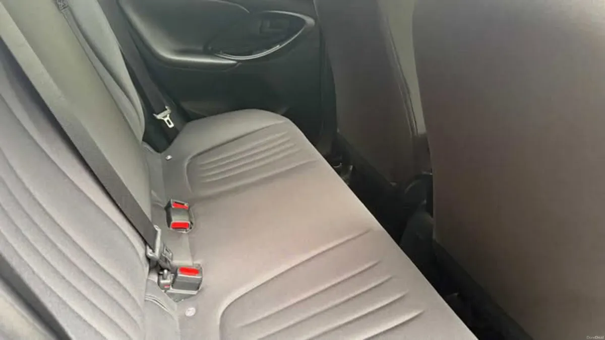 Toyota Yaris 2020 Petrol Hybrid Automatic Luna - Image 5
