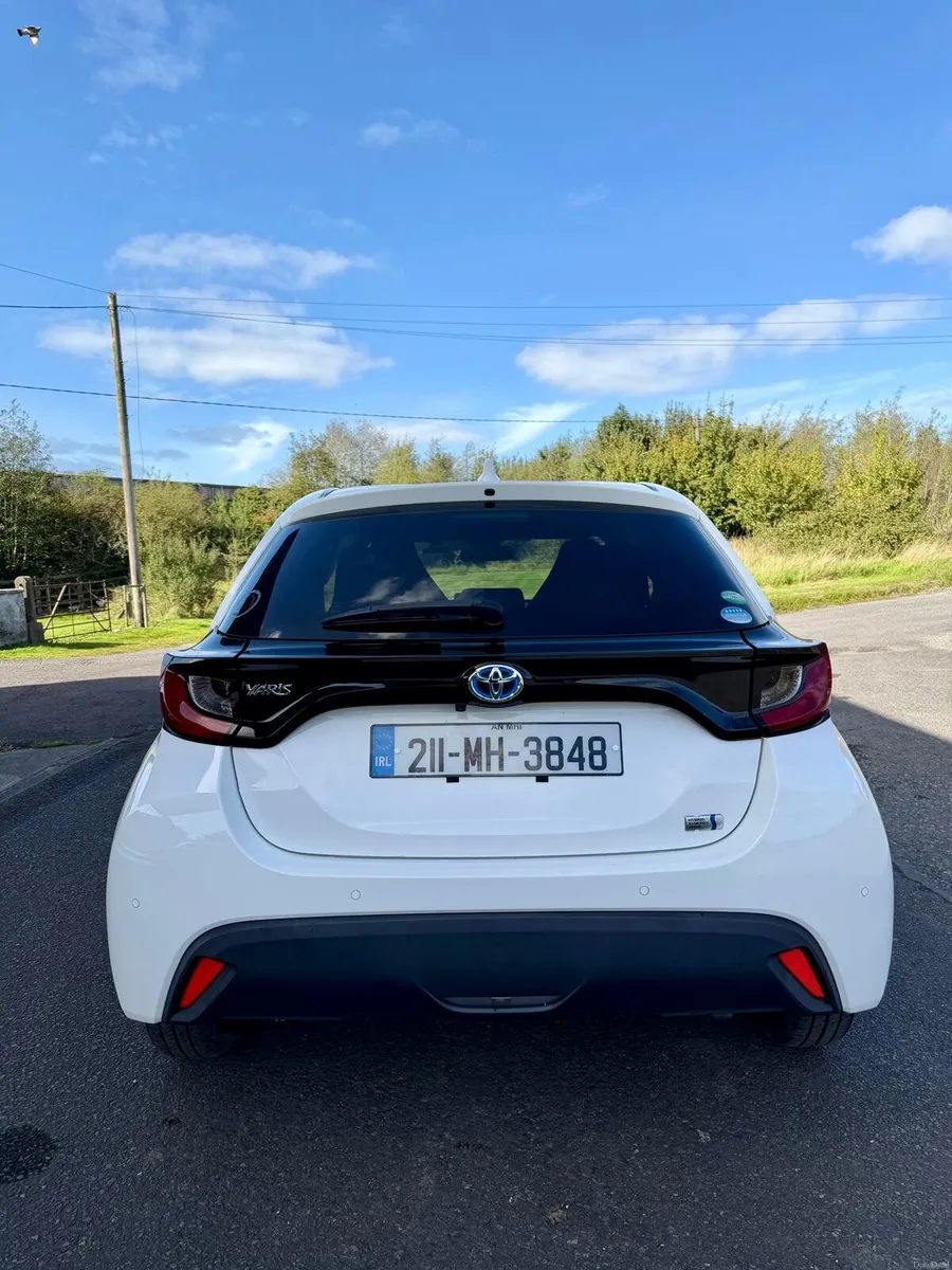 Car - Image 5