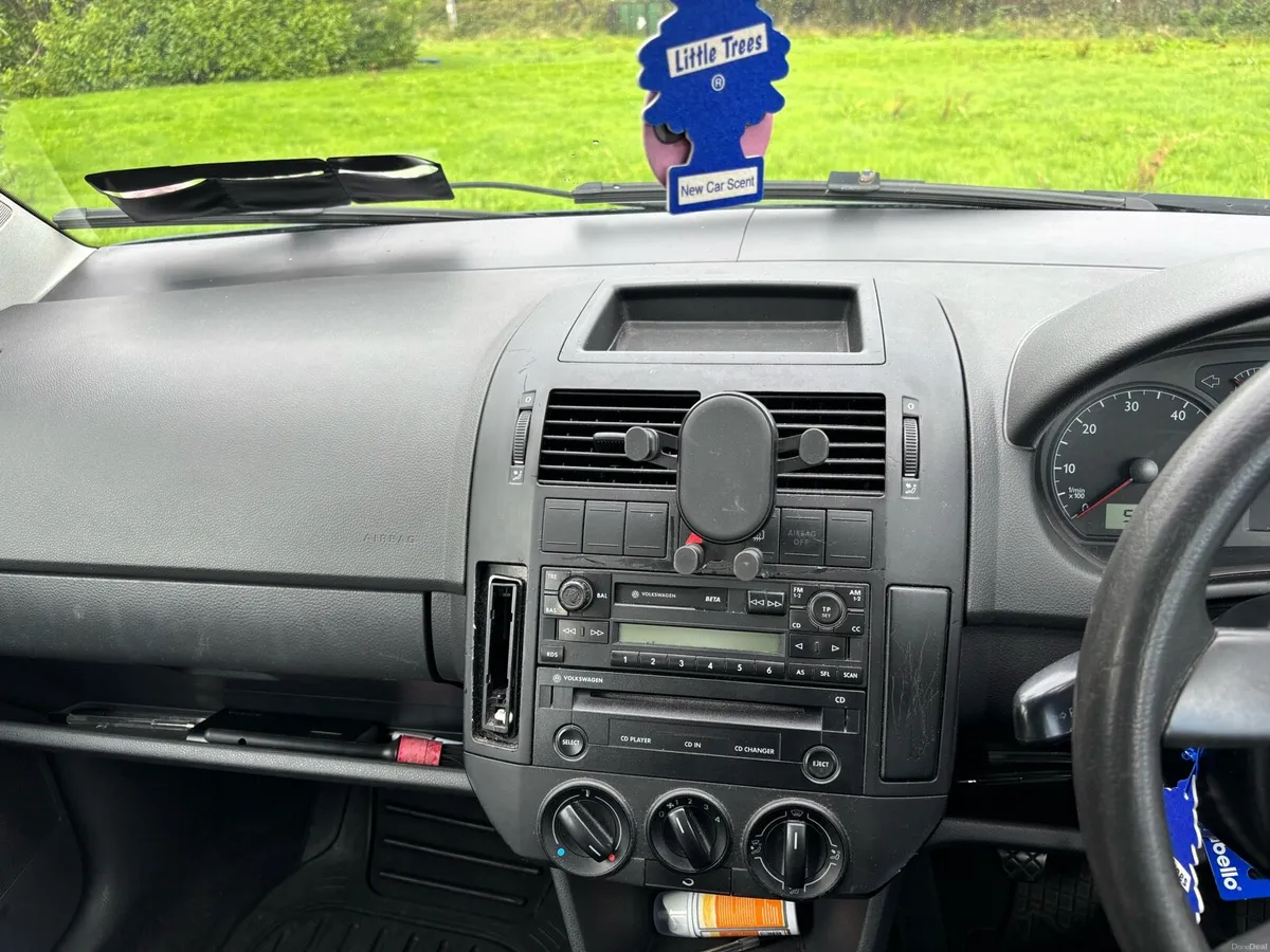 Volkswagen Polo 2004 - Image 6