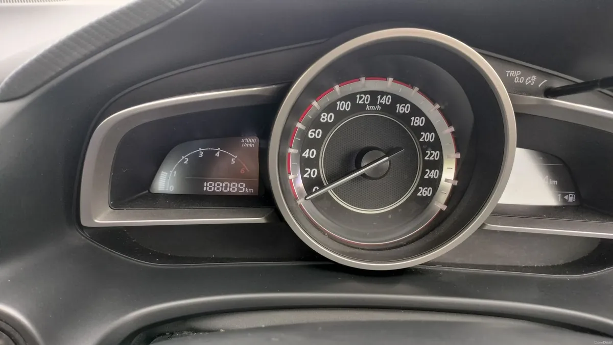 Mazda 3 1.5 diesel - Image 4