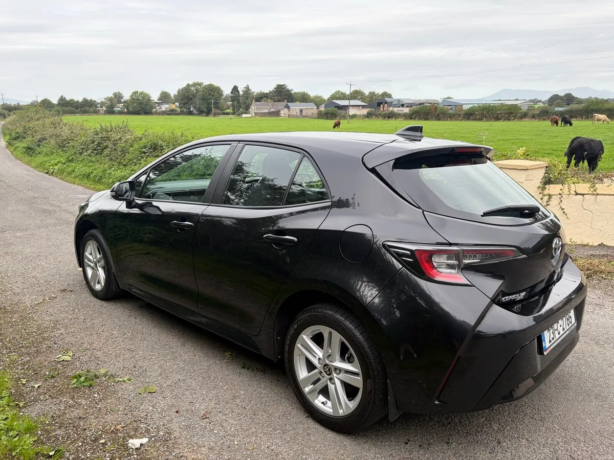 Toyota Corolla - Image 3