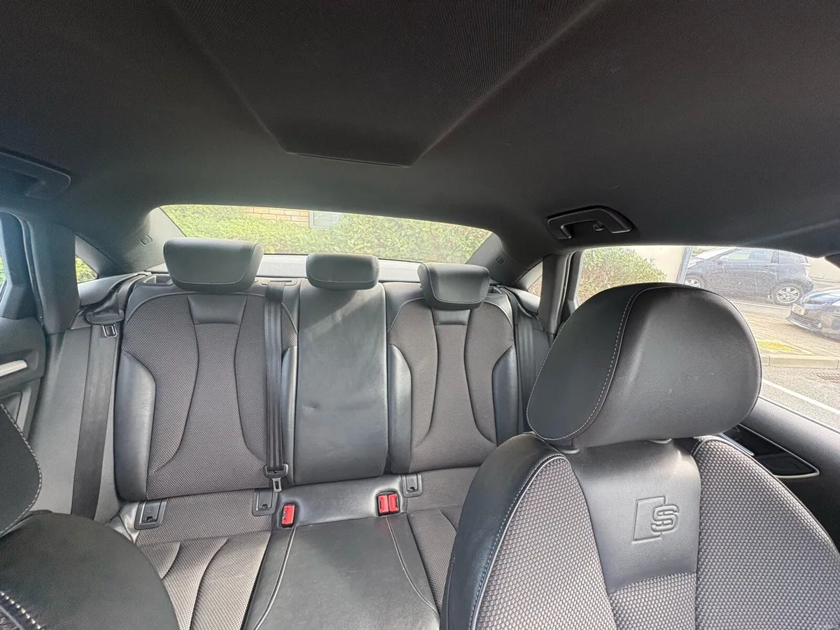 Audi A4 S Line 1.6 Diesel - Image 6