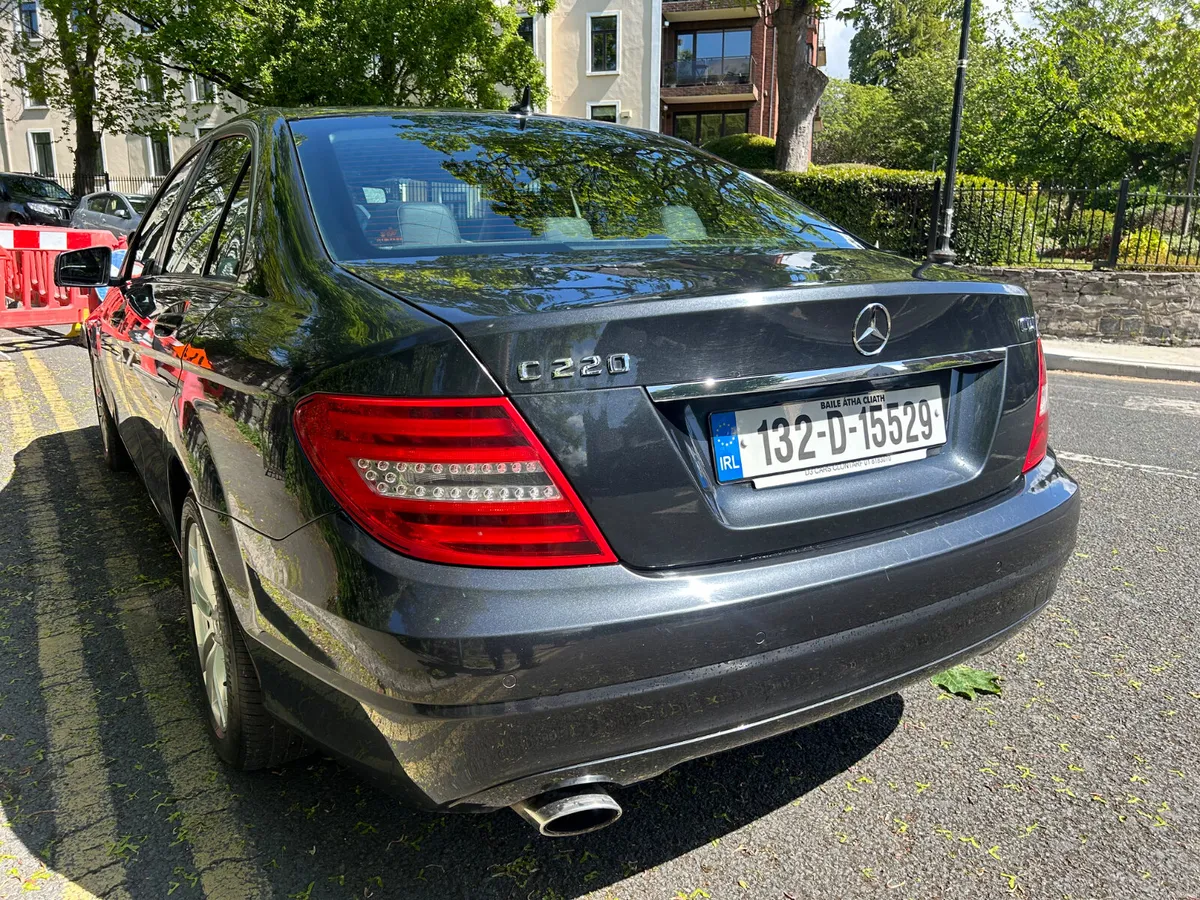 2013 MERCEDES C CLASS MANUAL LEATHER INTERIOR - Image 5
