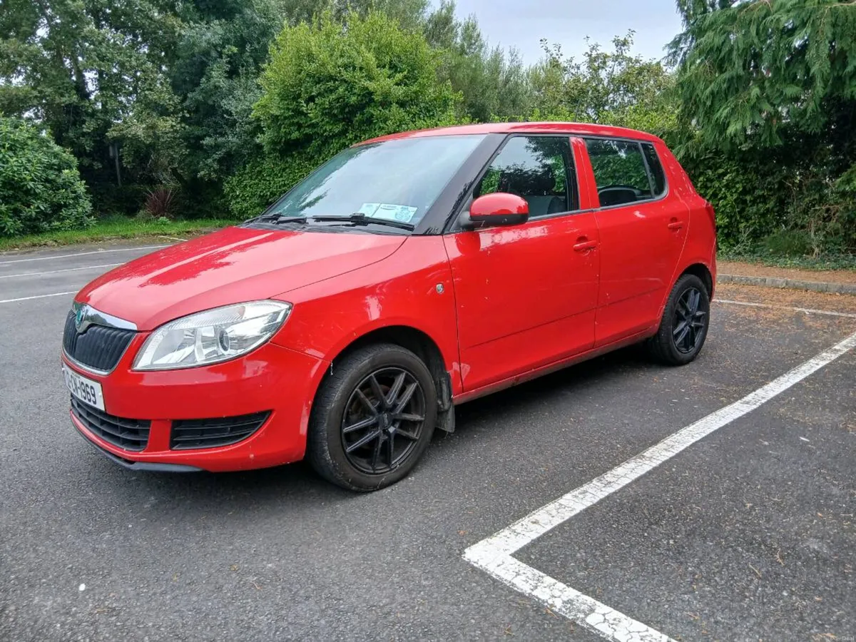 Car - Image 3