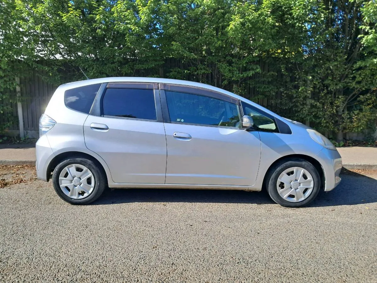 12 Honda Fit 124km NCT Tax - Image 3