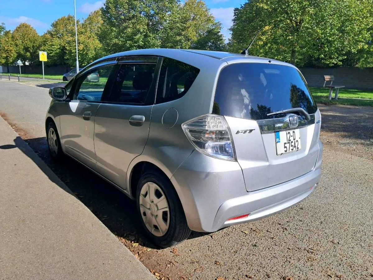 12 Honda Fit 124km NCT Tax - Image 5