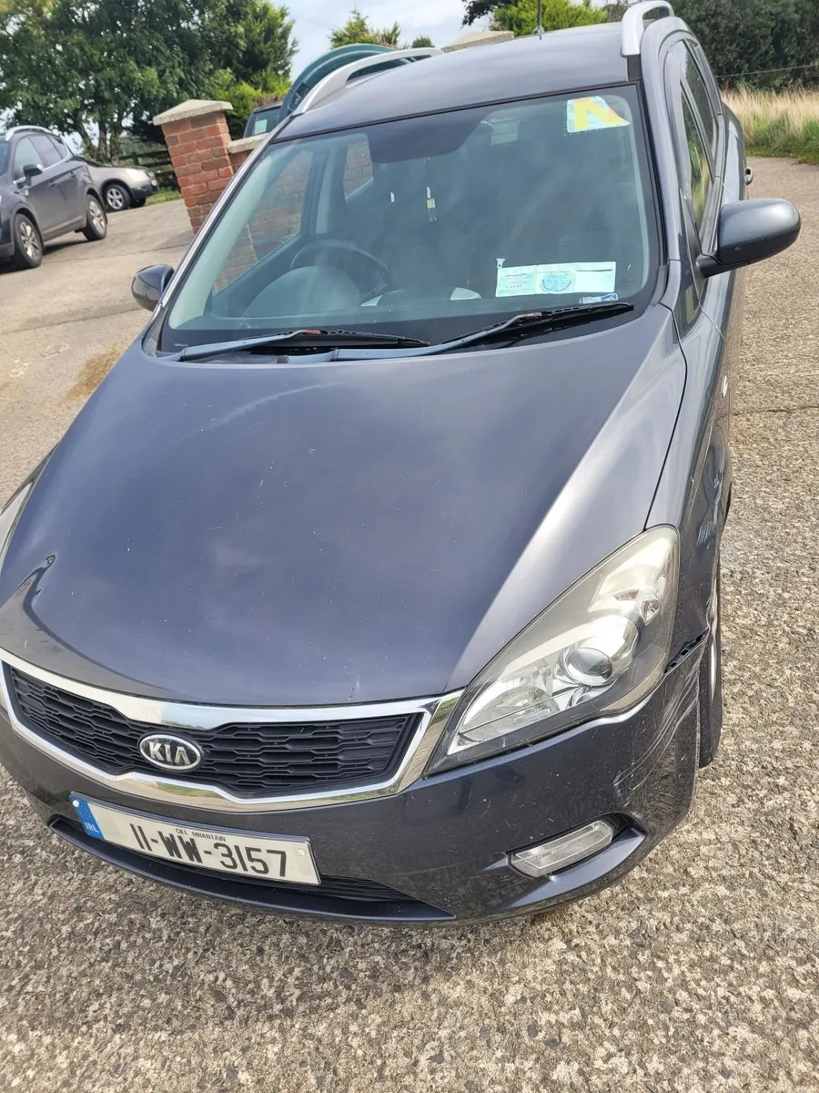Kia Ceed 2011 - Image 1